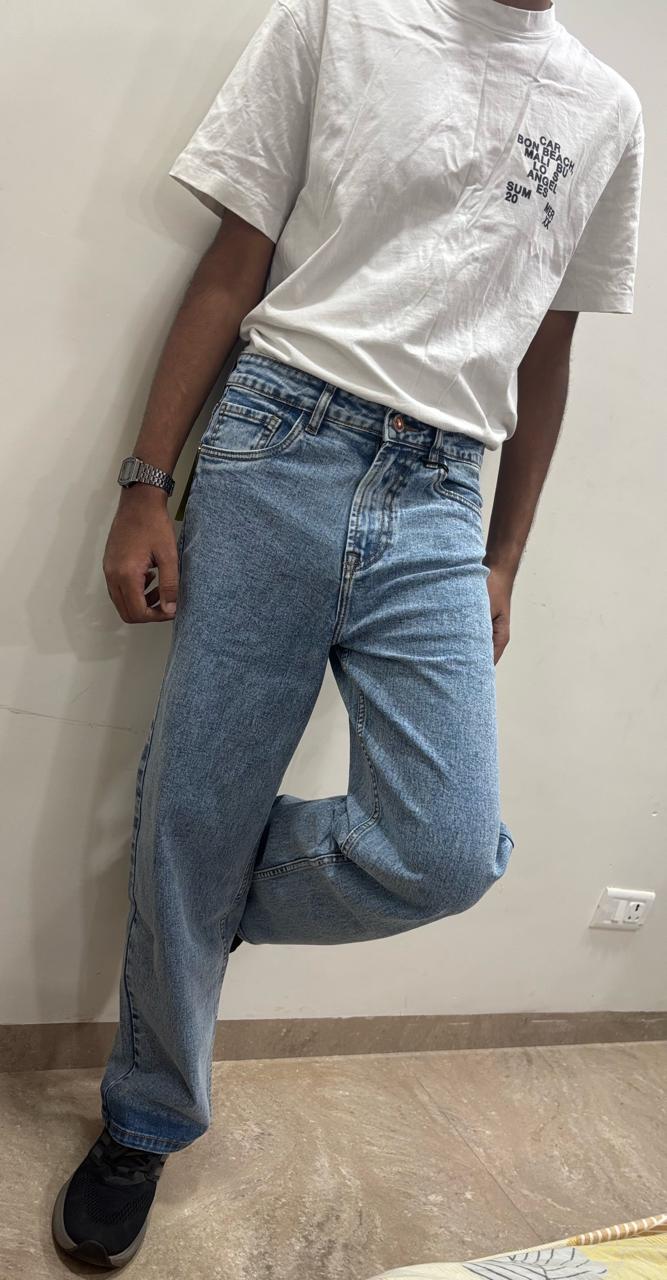 BLUE BAGGY JEANS